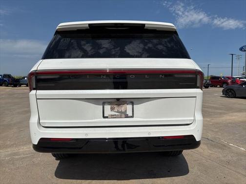 2025 Lincoln Navigator Reserve