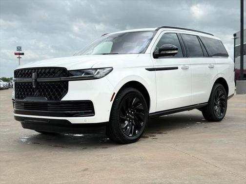 2025 Lincoln Navigator Reserve