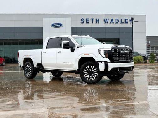 White Frost Tricoat 2025 GMC Sierra 3500 Denali
