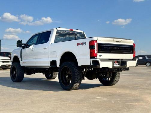 2026 Ford F-250 Platinum