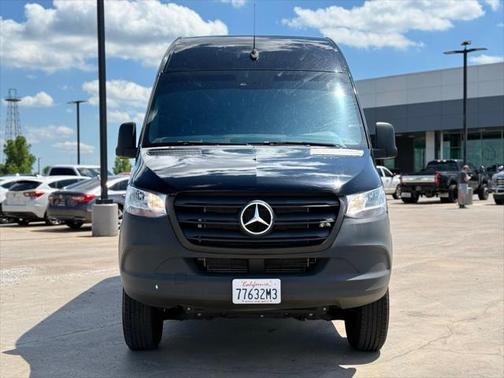 2022 Mercedes-Benz Sprinter 2500 Standard Roof