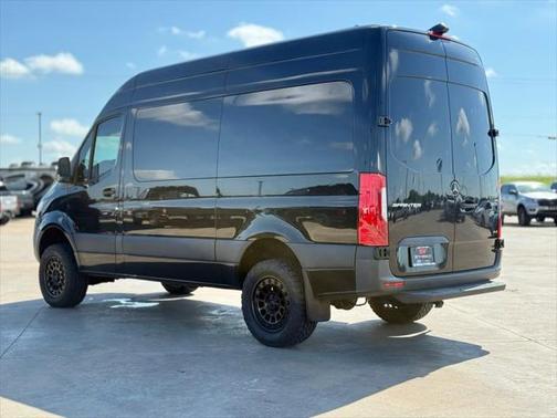 2022 Mercedes-Benz Sprinter 2500 Standard Roof