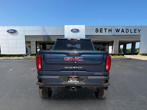 2023 GMC Sierra 2500 AT4