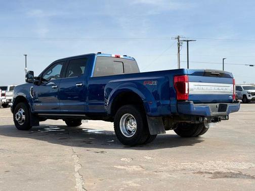 2022 Ford F-350 Platinum