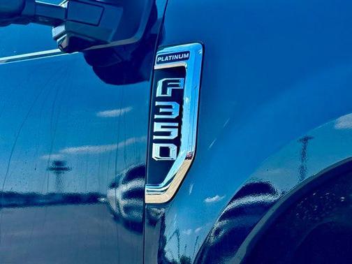 2022 Ford F-350 Platinum