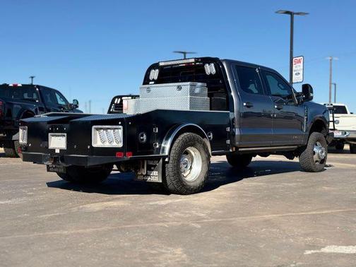 2024 Ford F-350 Lariat