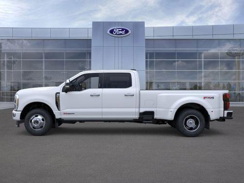 2026 Ford F-350 Platinum