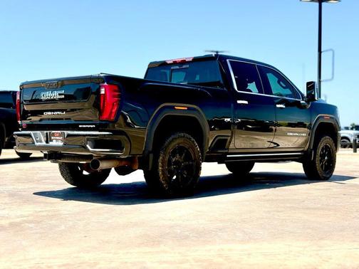 2024 GMC Sierra 2500 Denali Ultimate