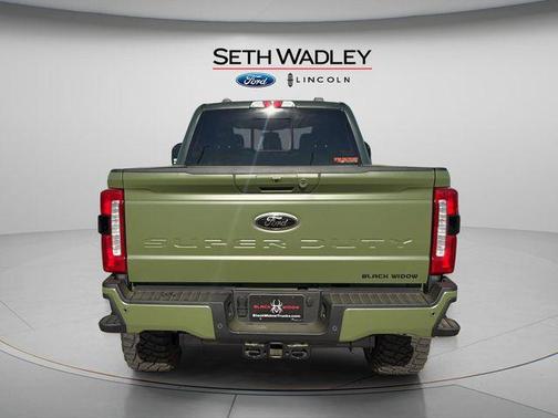 Oxford White 2026 Ford F-250 Lariat