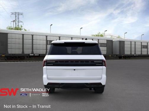 2025 Lincoln Navigator Reserve