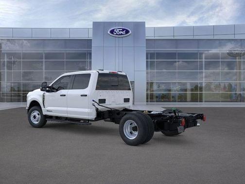 Oxford White 2026 Ford F-350 XL