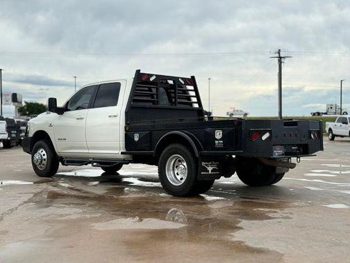 Pearl White 2024 RAM 3500 Laramie Crew Cab 4x4 8' Box
