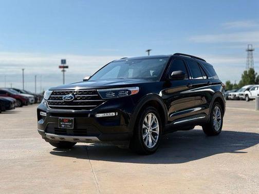 Agate Black Metallic 2020 Ford Explorer XLT