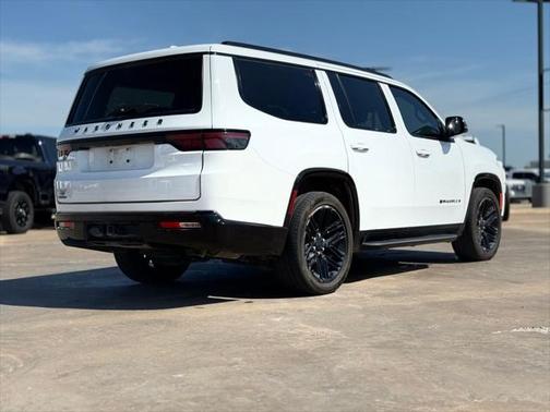 2023 Jeep Wagoneer Series II Carbide 4x4