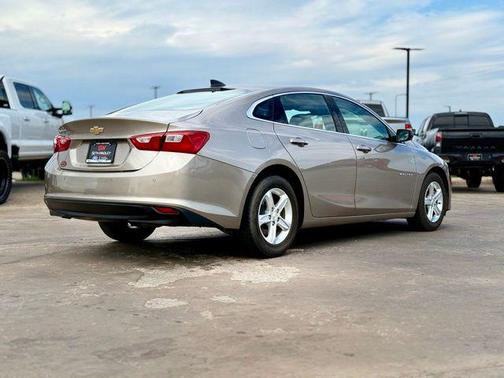 2022 Chevrolet Malibu 1LS