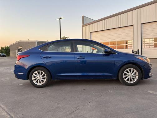 2020 Hyundai Accent SEL