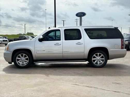 2010 GMC Yukon XL Denali