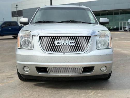 2010 GMC Yukon XL Denali