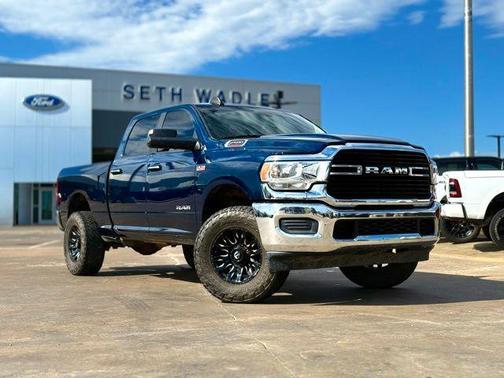 2019 RAM 2500 Big Horn Crew Cab 4x4 6'4' Box