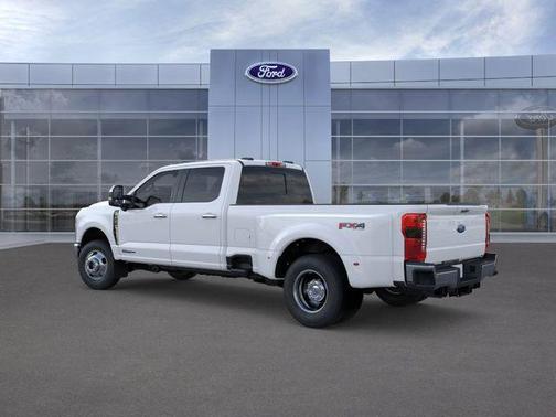 Oxford White 2026 Ford F-350 Lariat