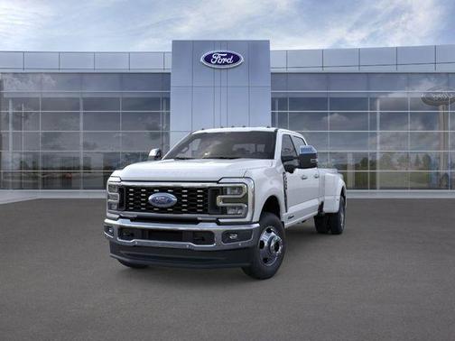 Oxford White 2026 Ford F-350 Lariat