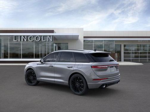 2025 Lincoln Corsair Premiere