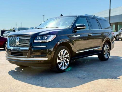 2023 Lincoln Navigator Reserve