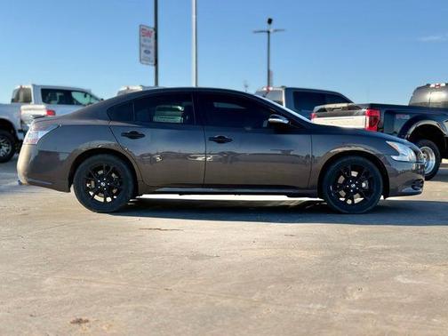 2014 Nissan Maxima SV