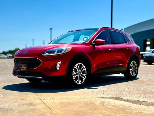 2020 Ford Escape SEL