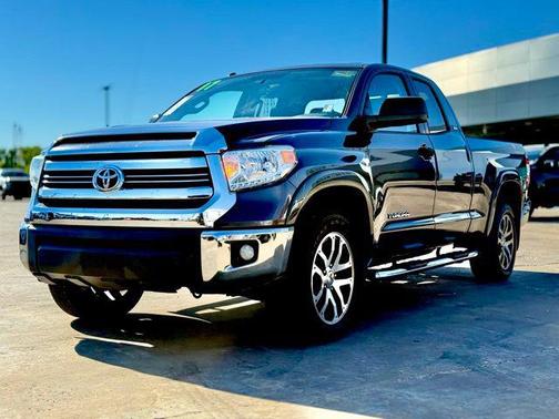 2017 Toyota Tundra SR5