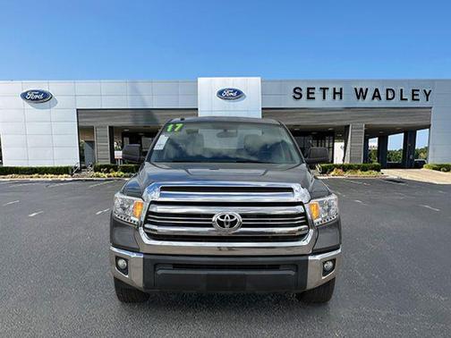 2017 Toyota Tundra SR5