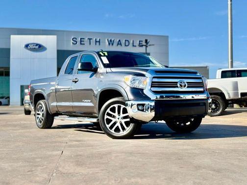 2017 Toyota Tundra SR5