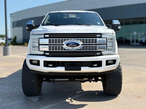 White Platinum Metallic Tri-Coat 2017 Ford F-250 Platinum