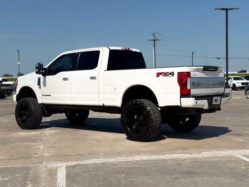 White Platinum Metallic Tri-Coat 2017 Ford F-250 Platinum