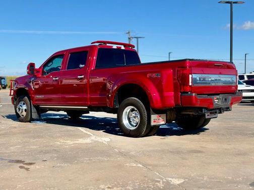 2022 Ford F-350 Platinum