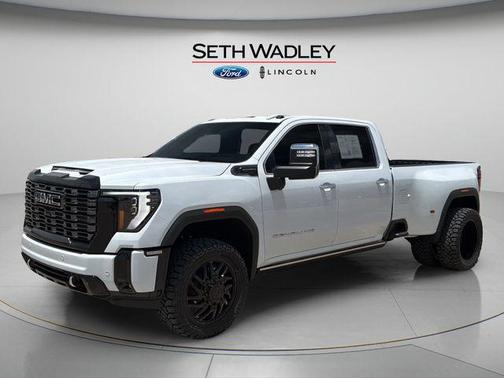 Glacier White Tricoat 2026 GMC Sierra 3500 Denali