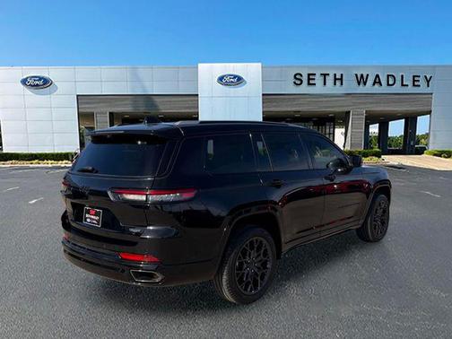 2023 Jeep Grand Cherokee L Summit Reserve