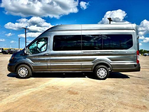 2025 Ford Transit-250 Base