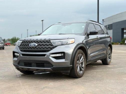 Carbonized Gray Metallic 2023 Ford Explorer XLT