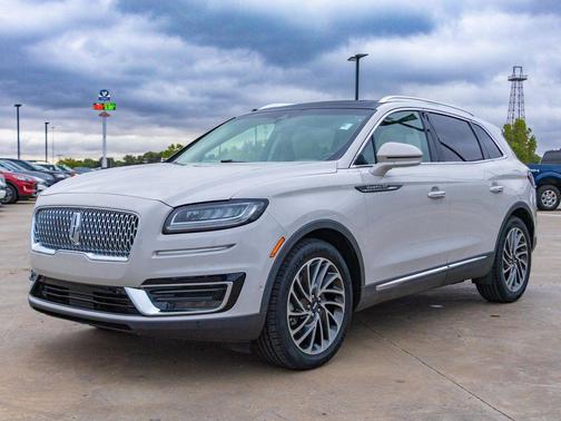 2019 Lincoln Nautilus Reserve