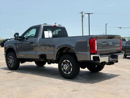 2025 Ford F-250 XLT