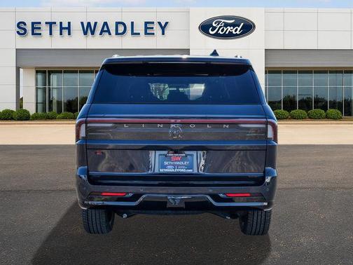 Starlight Gray Premium Colorant 2026 Lincoln Navigator Reserve