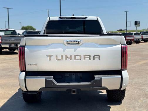 2023 Toyota Tundra Hybrid Capstone