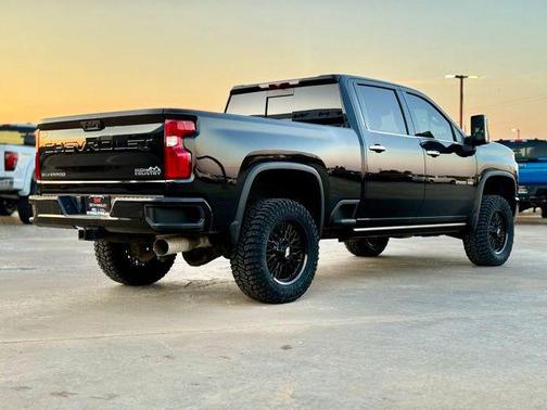 2023 Chevrolet Silverado 2500 High Country