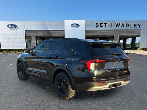 Agate Black Metallic 2026 Ford Explorer Tremor