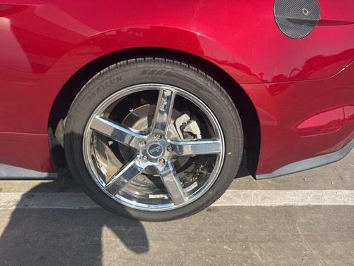2017 Ford Mustang EcoBoost Premium