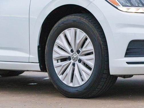 2019 Volkswagen Jetta 1.4T R-Line