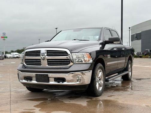 Granite Crystal Metallic Clearcoat 2016 RAM 1500 Big Horn