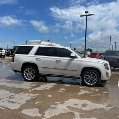 2017 Cadillac Escalade Platinum