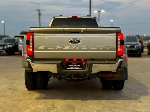 2023 Ford F-450 Lariat